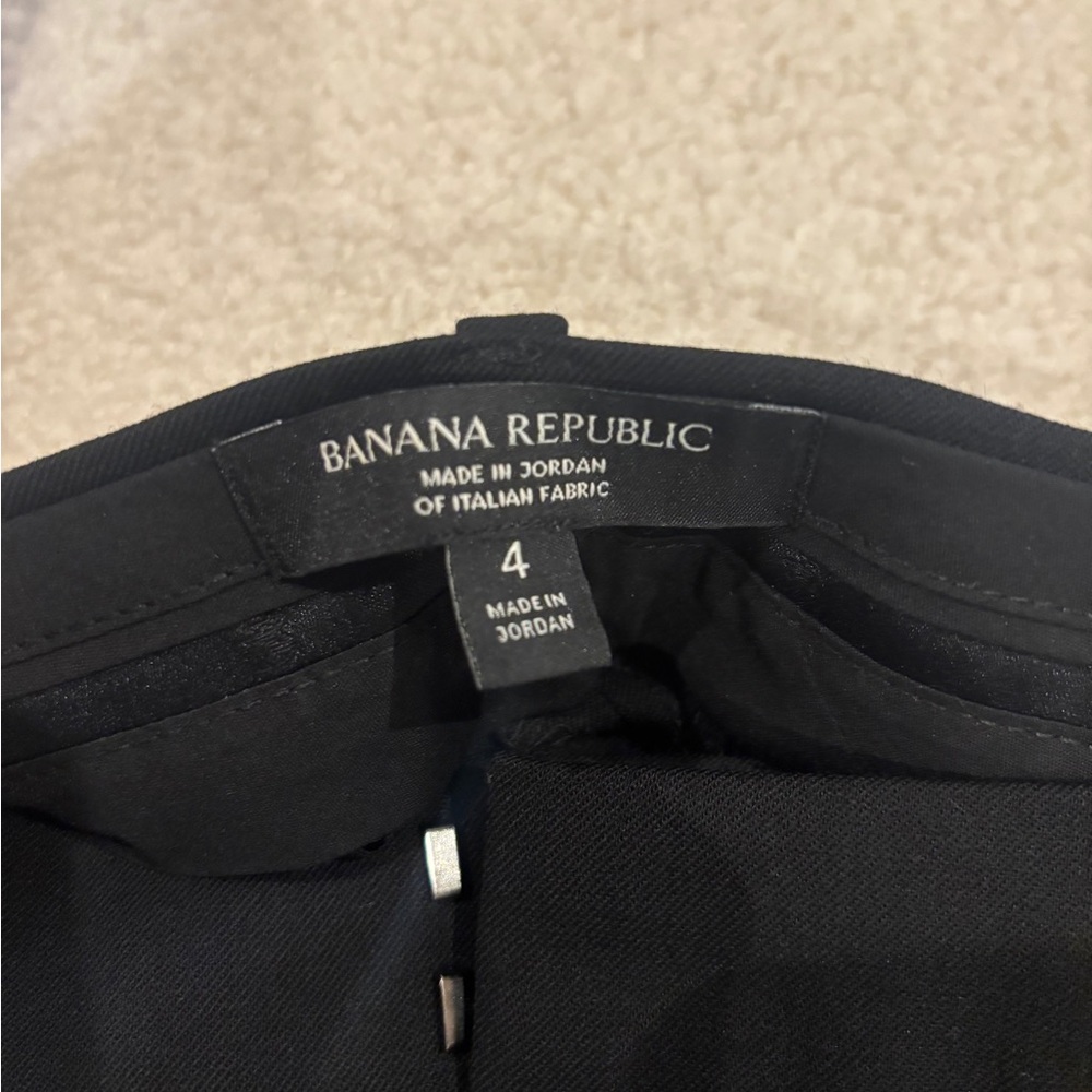 Banana Republic Women's Black Trousers - Picture 2 of 3
